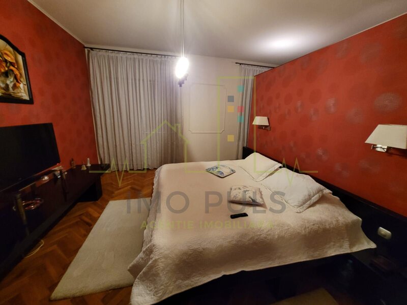 Casa individuala. Mobilata si utilata. Dispune de toate utilitatile.
